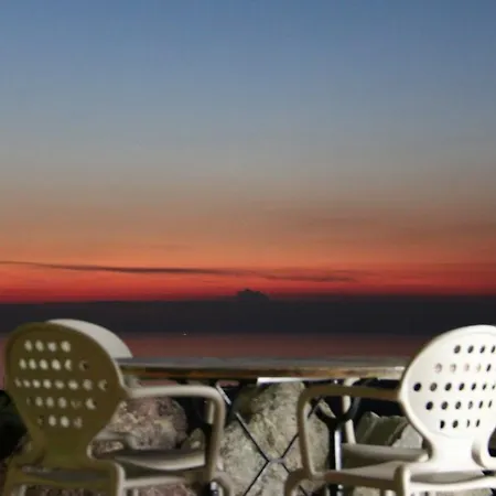 Domaine A Flatta Hotel