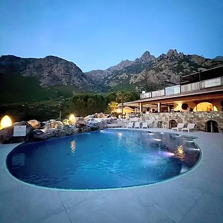 Domaine A Flatta 4*